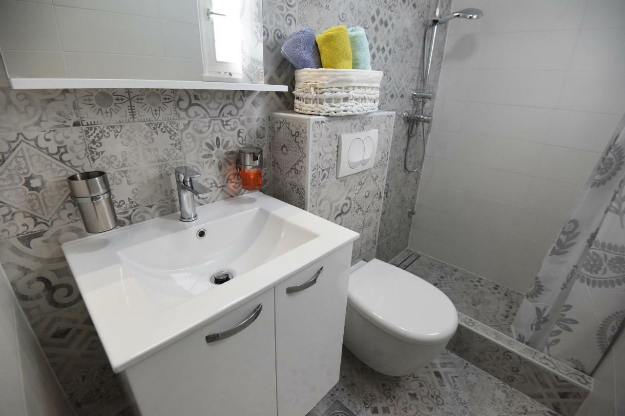 Villa Kucica Ljubcek à Privlaka  Extérieur photo